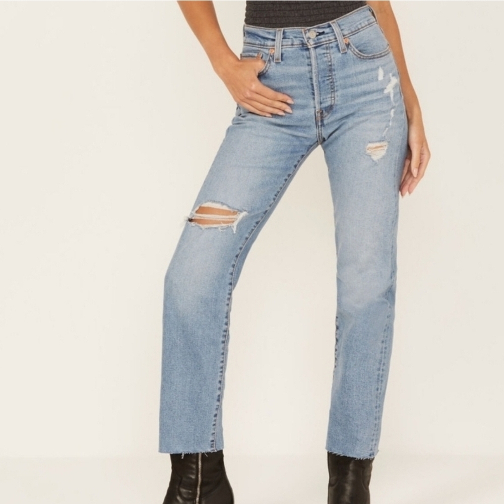 Levi's Wedgie Straight Jeans Light Wash High Rise Raw Hem Distressed Denim Pants